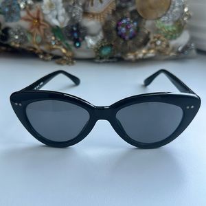 Vintage Black cat eye sunglasses